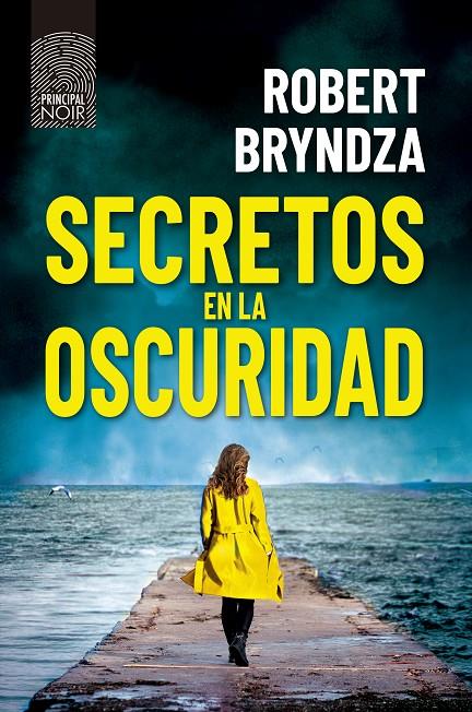 SECRETOS EN LA OSCURIDAD | 9788418216596 | ROBERT BRYNDZA